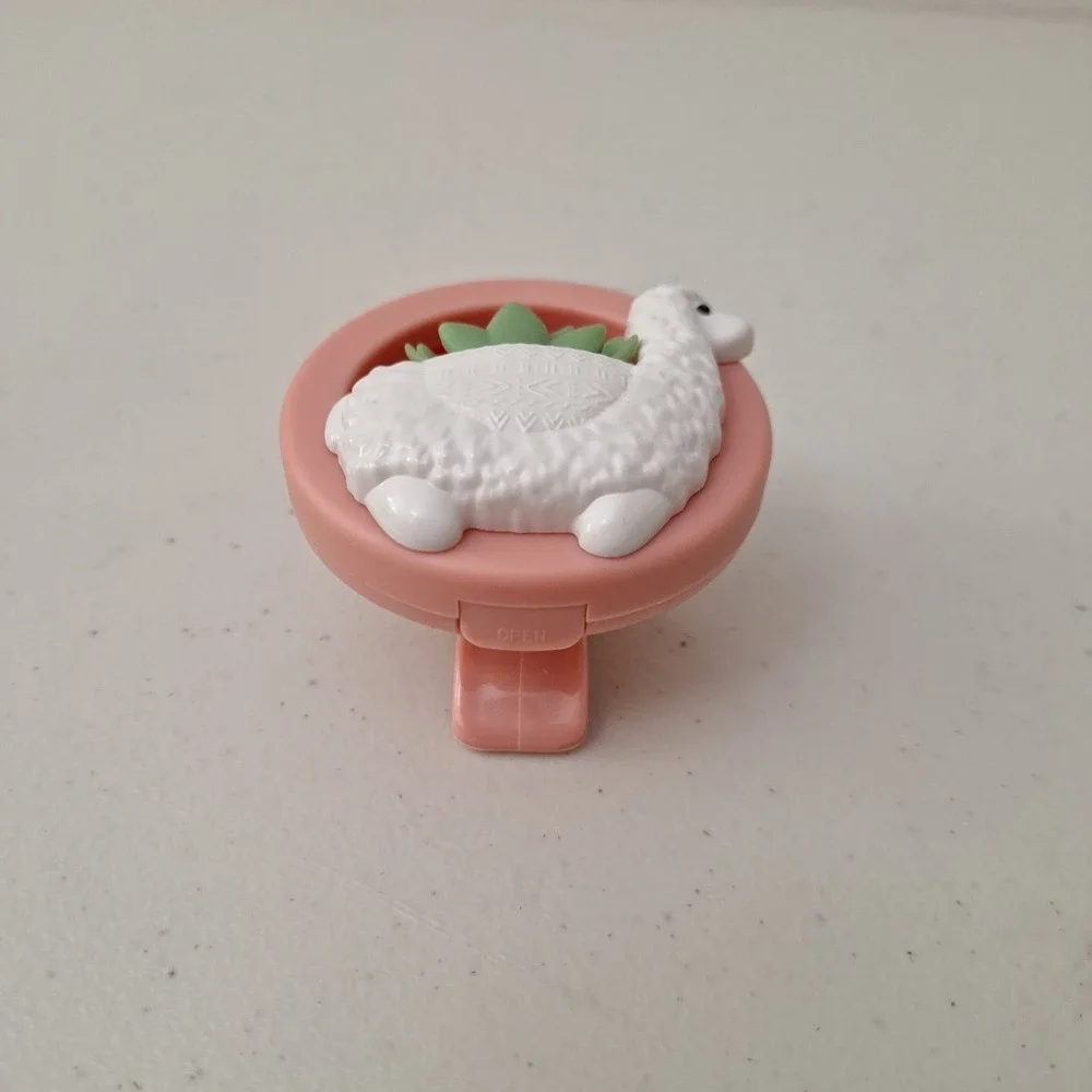 RETIRED Bath & Body Works Llama Succulent Scentportable Visor Clip Car Vent